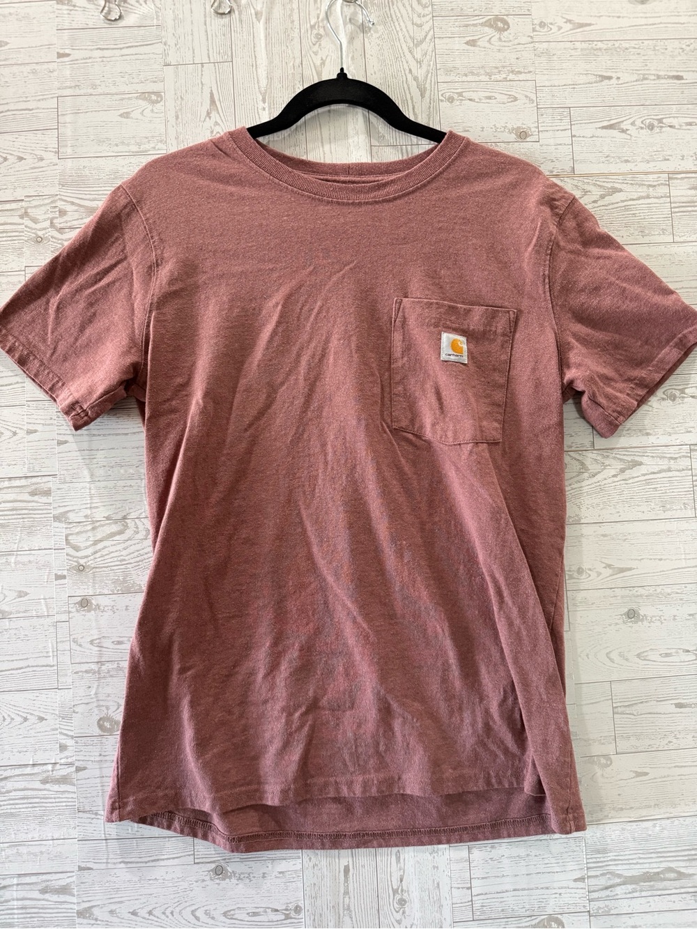 Carhartt Short-Sleeve Pocket Tee in Dusty Rose
